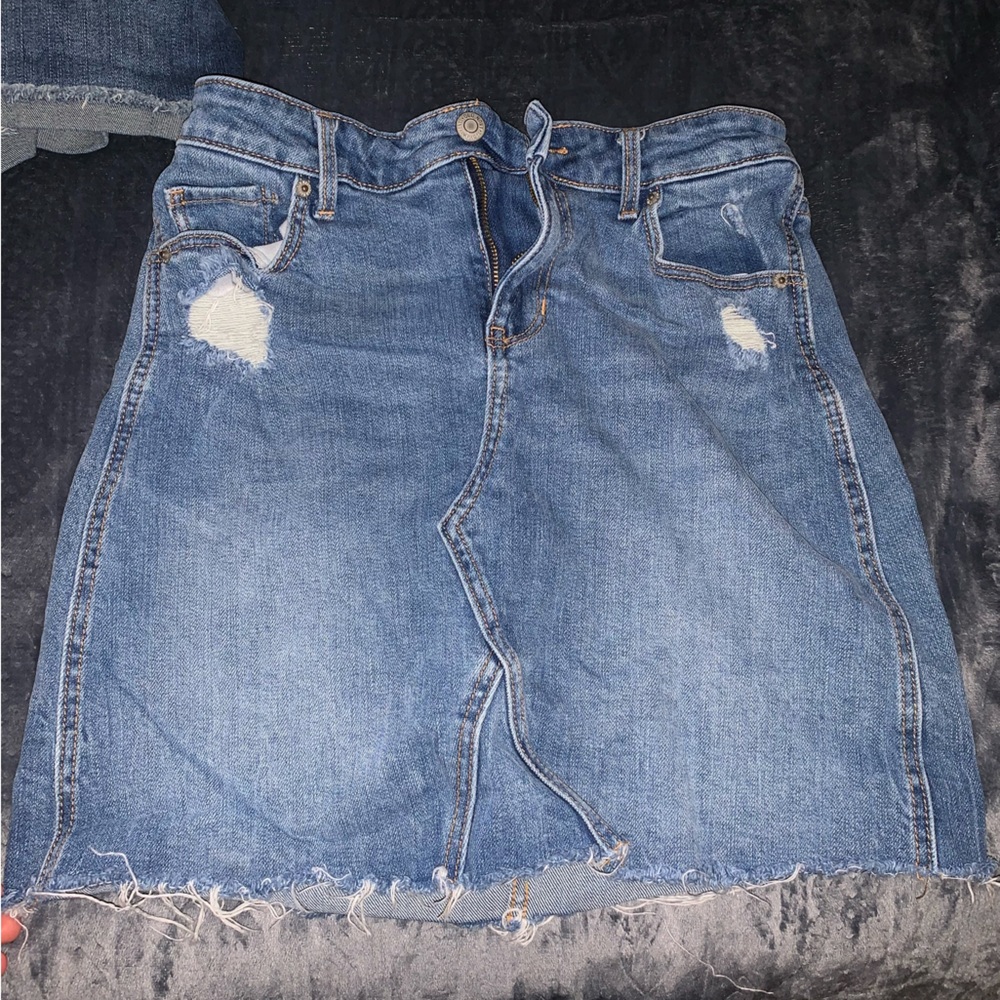 Old navy jean skirt!